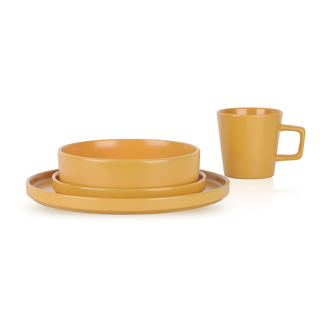 Stone Lain Celina Stoneware 16 Piece Dinnerware Set, Plates and Bowls, Black Matte Dish, Service for 4 – Minimalist Round Style, Microwave & Dishwasher Safe