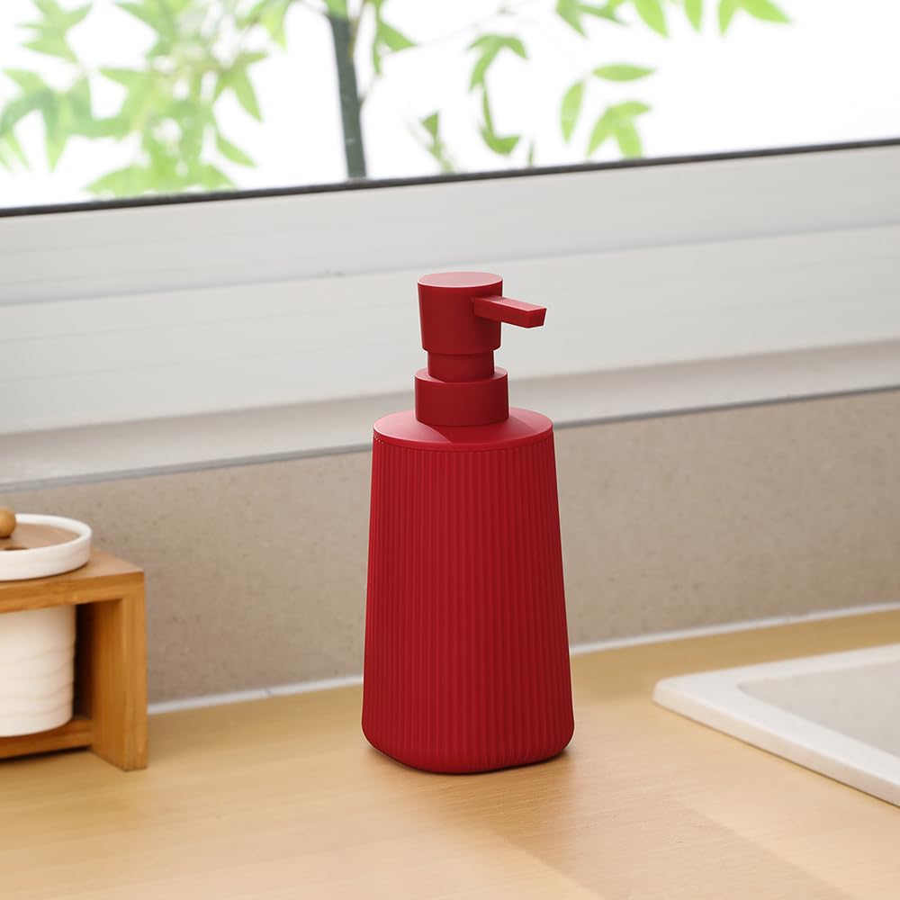 Small Soap Dispenser for Bathroom and Kitchen, Modern Farmhouse Striped Style Plastic Hand Soap Dish Soap Dispenser with Pump Matte Black