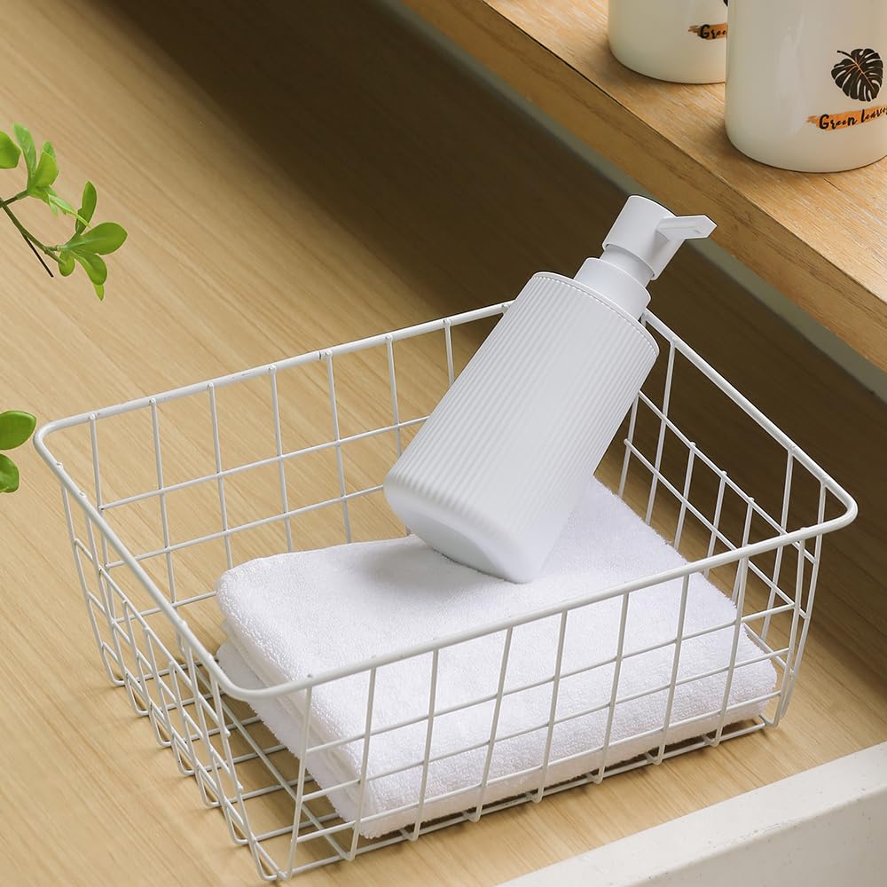 Small Soap Dispenser for Bathroom and Kitchen, Modern Farmhouse Striped Style Plastic Hand Soap Dish Soap Dispenser with Pump Matte Black
