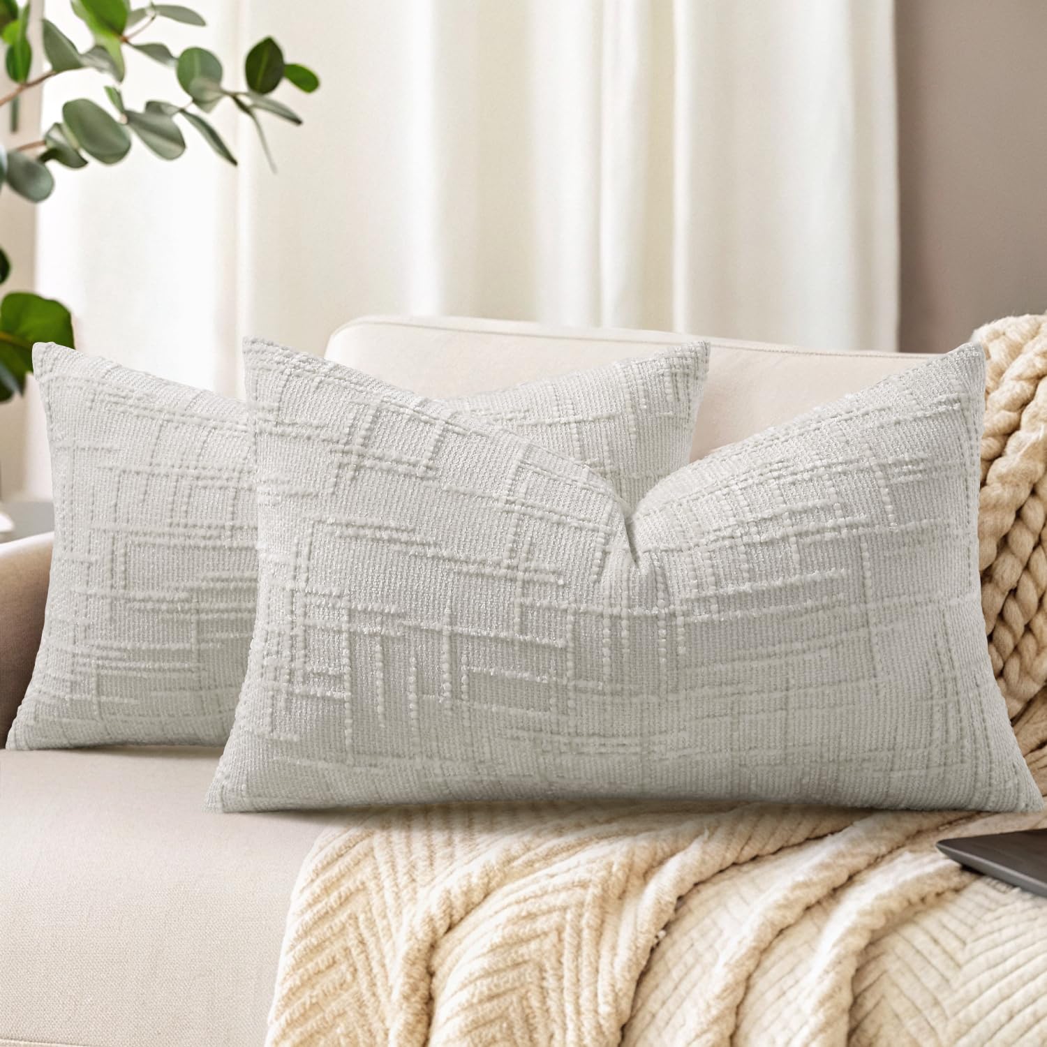 decorUhome Summer Cream White Chenille Throw Pillow Covers 18x18 Set of 2 Textured Cozy Slubby Couch Pillow Covers Modern Farmhouse Boho Decorative Pillow Cases for Bed Sofa Living Room