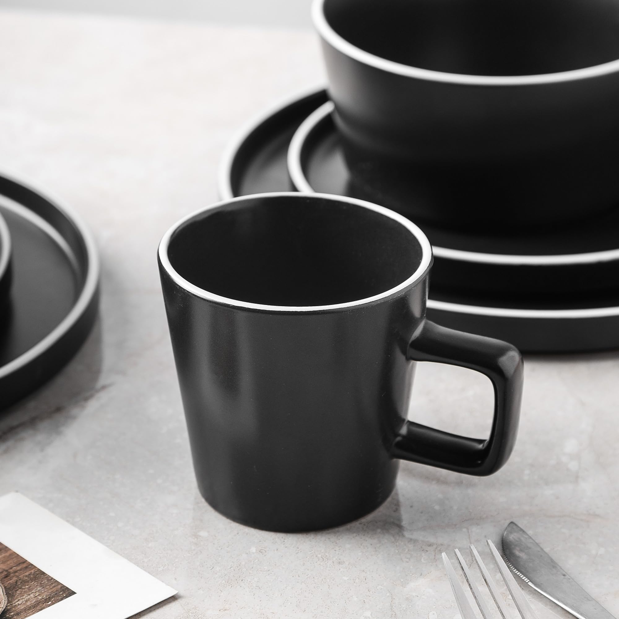 Stone Lain Celina Stoneware 16 Piece Dinnerware Set, Plates and Bowls, Black Matte Dish, Service for 4 – Minimalist Round Style, Microwave & Dishwasher Safe