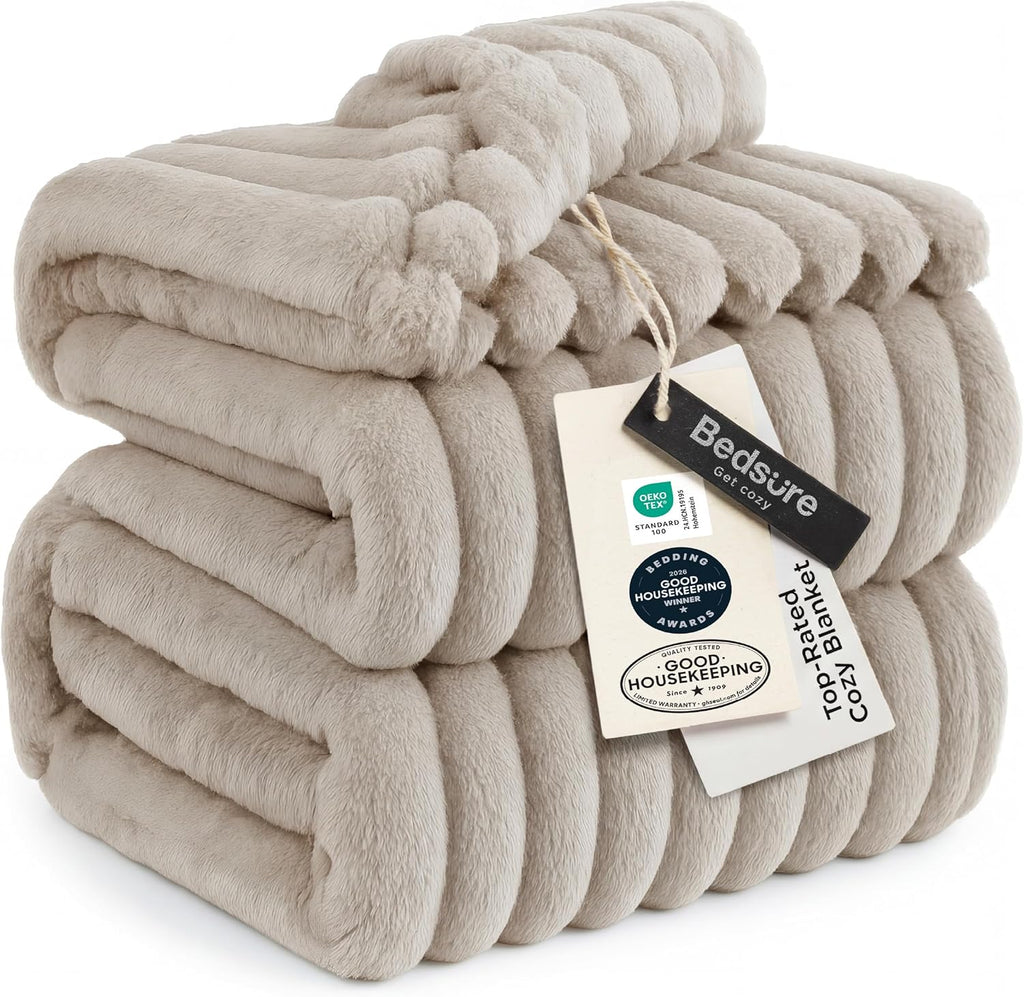 Bedsure GentleSoft White Throw Blanket for Couch - Graduation Gifts Teacher Birthday Gifts for Women Mom Her Girls, Cozy Fleece Blanket for Sofa Bed Living Room Home Decor, Off White, 50x60 Inchess