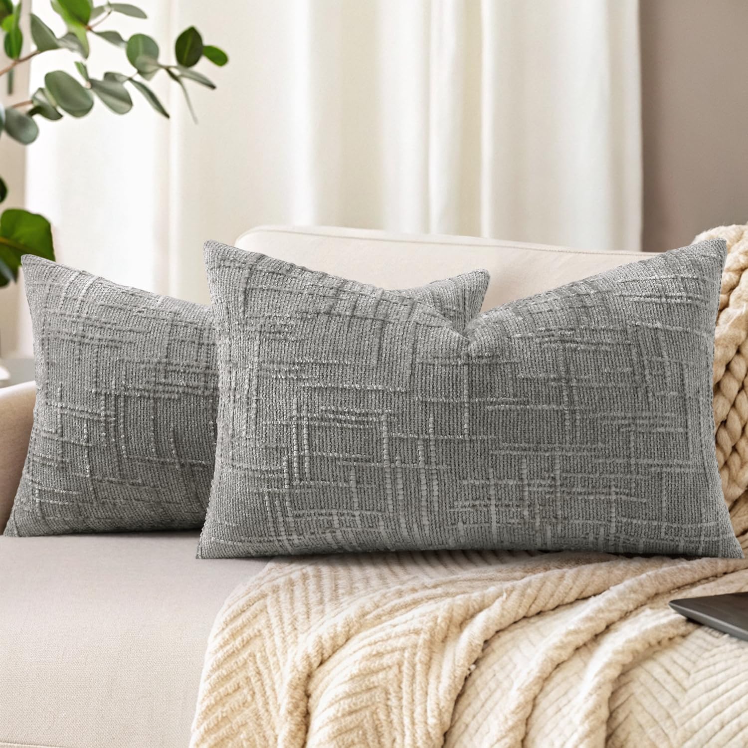 decorUhome Summer Cream White Chenille Throw Pillow Covers 18x18 Set of 2 Textured Cozy Slubby Couch Pillow Covers Modern Farmhouse Boho Decorative Pillow Cases for Bed Sofa Living Room