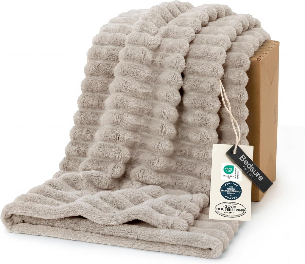 Bedsure GentleSoft White Throw Blanket for Couch - Graduation Gifts Teacher Birthday Gifts for Women Mom Her Girls, Cozy Fleece Blanket for Sofa Bed Living Room Home Decor, Off White, 50x60 Inchess