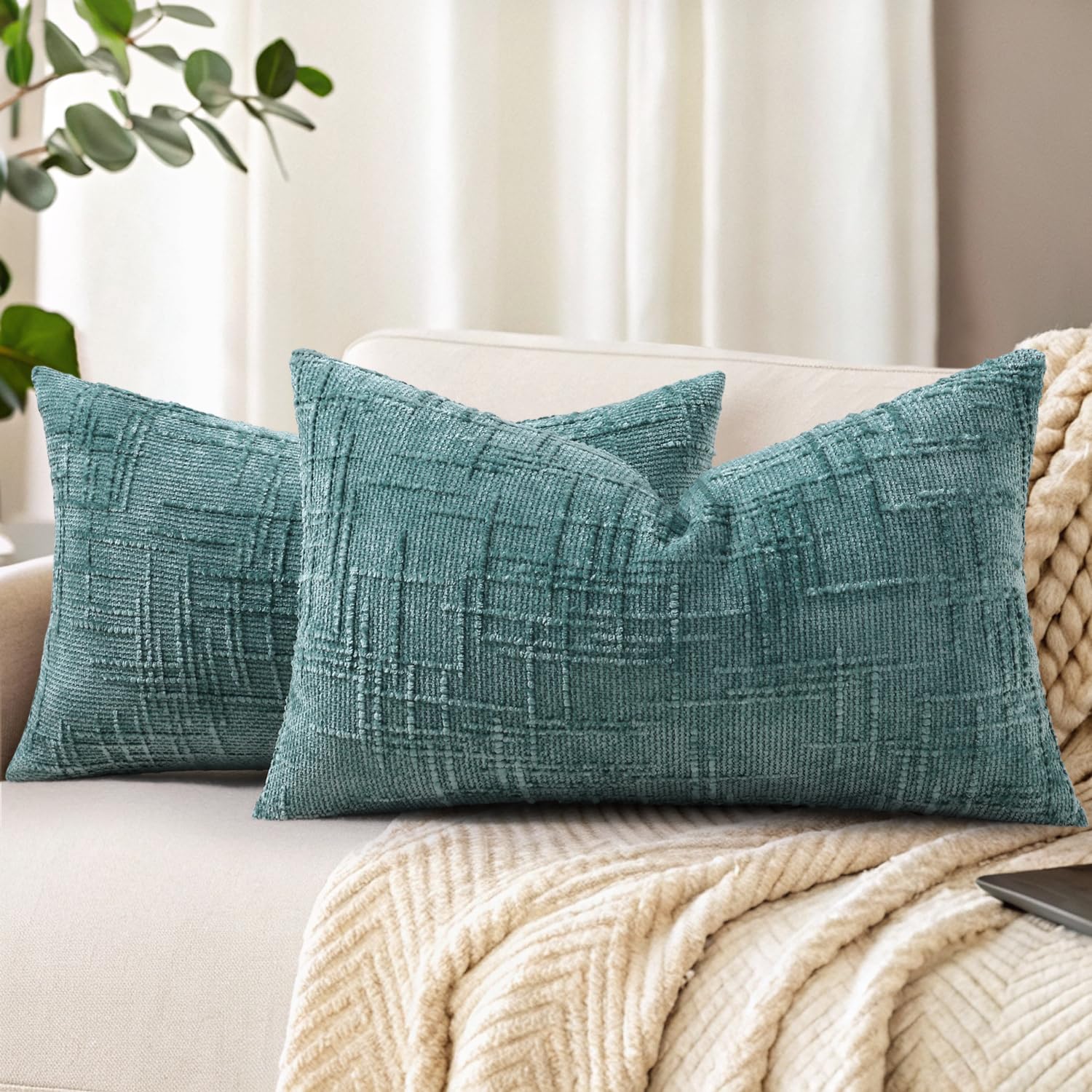 decorUhome Summer Cream White Chenille Throw Pillow Covers 18x18 Set of 2 Textured Cozy Slubby Couch Pillow Covers Modern Farmhouse Boho Decorative Pillow Cases for Bed Sofa Living Room