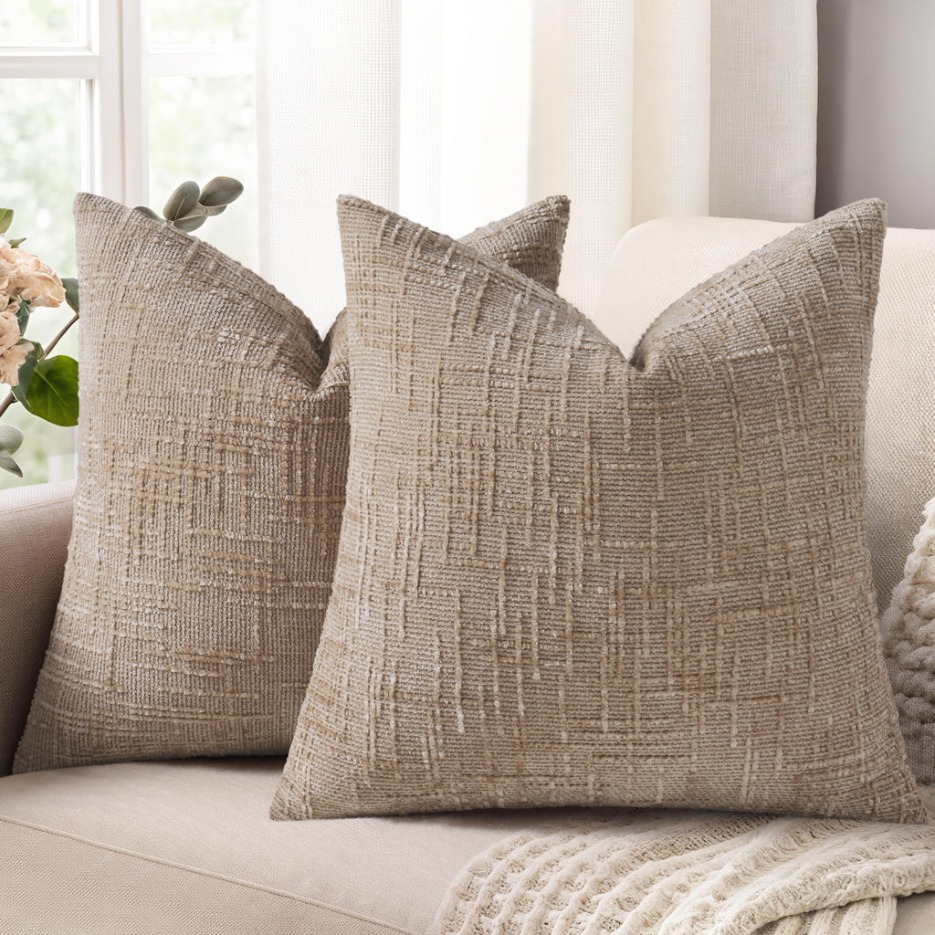 decorUhome Summer Cream White Chenille Throw Pillow Covers 18x18 Set of 2 Textured Cozy Slubby Couch Pillow Covers Modern Farmhouse Boho Decorative Pillow Cases for Bed Sofa Living Room